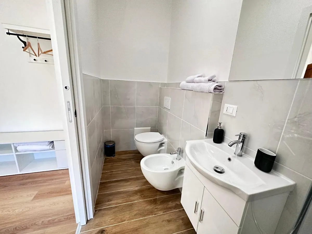 Calima Apartments Marghera Guest house