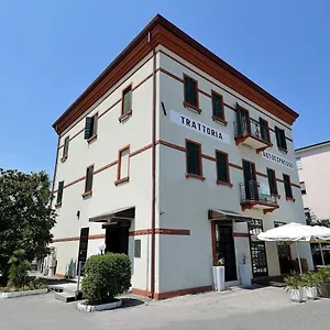 Autoespresso Venice - Atika & Atif Hotel